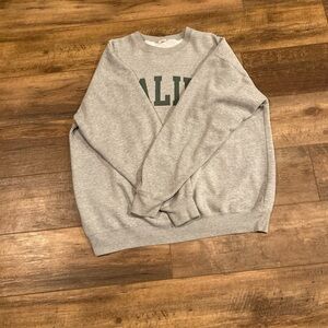 Brandy Melville Malibu crewneck!